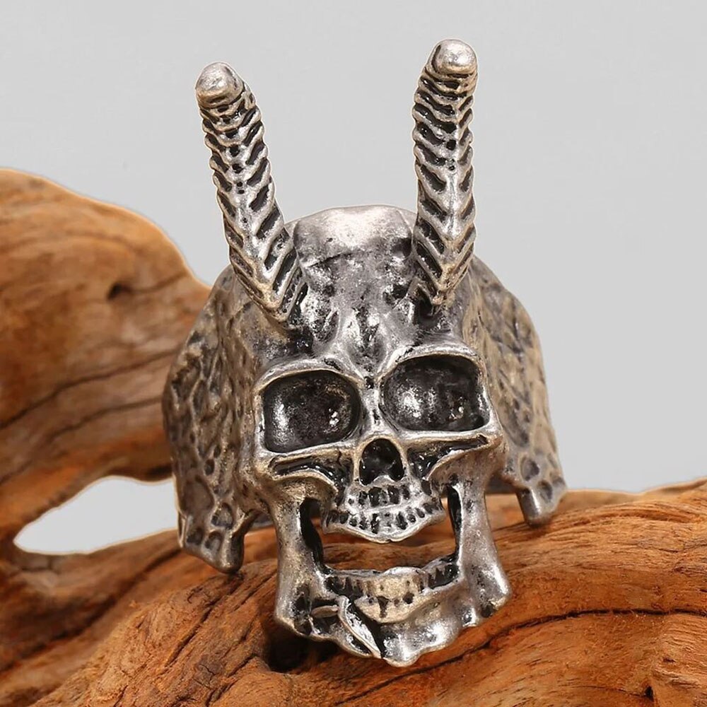 sengpan father's day gifts Gothic Men's Ghost Head Skull Ring Men's Women's Bullhead Ghost Head Punk Hip Hop Rock Club Ring Gift