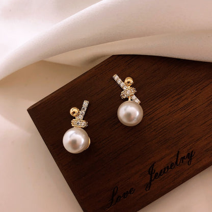 sengpan hot sale New Classic Rhinestone Bowknot Pearl Earrings Fashion Simple Korean Women Jewelry Lady Temperament Elegant Party Earrings