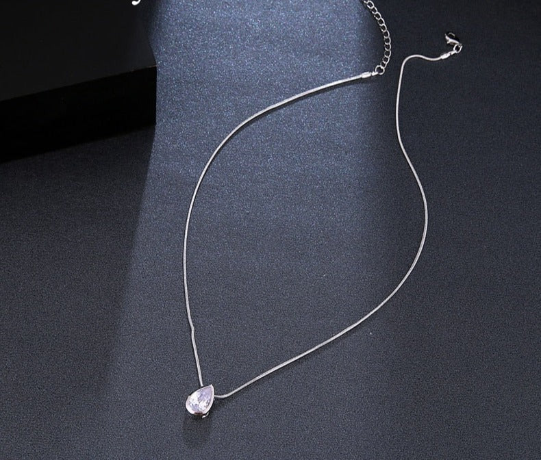 sengpan New Arrival Delicate White Color Waterdrop Shape Necklace For Women Fashion Jewelry Simplicity Style Charming Ornament