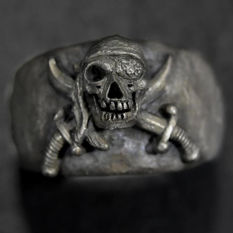 sengpan easter gifts for men Vintage Heavy Metal Skull Ring For Men Gothic Punk Hammer Hole Devil Skull Ring Retro Mens Rock Biker Jewelry Wholesale