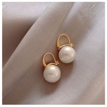 sengpan Christmas wishlist Korean version of the high-grade crossover fashion imitation pearl earrings lady jewelry shiny Fangzuan Free shipping