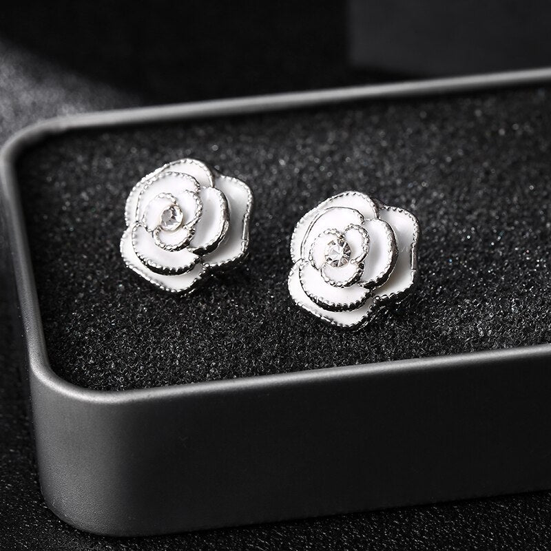 sengpan Famous Luxury Brand Designers Jewelry Earring Small Camellia Flowers Charm Fashion Stud Earrings For Women