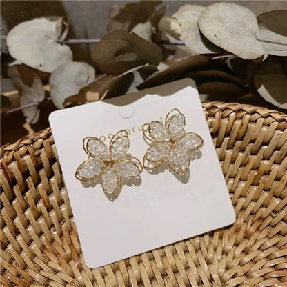 sengpan Korean New Arrival Sweet Crystal Holiday Flower Stud Earrings For Women Fashion Elegant Oorbellen Bijoux Party Gifts