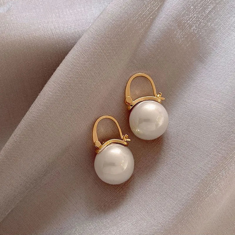 sengpan Fashion Korean Oversized Pearl Drop Earrings for Women Bohemian Golden Round Pearl Wedding Earrings Jewelry Party Gift