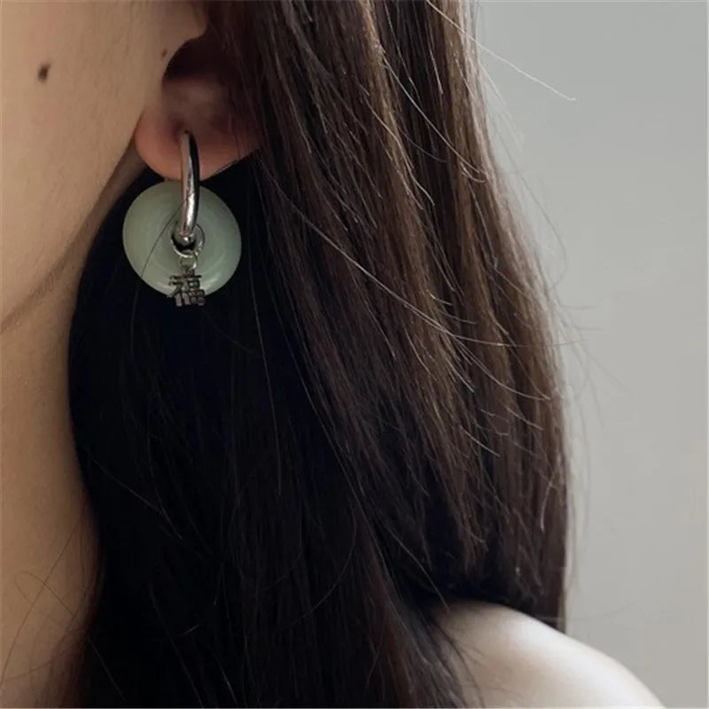 sengpan New Unique Green Jade Round Stainless Steel Hoop Earrings For Women Vintage Elegant Earclip Earrings Statement Jewelry