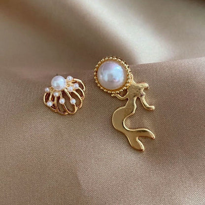 sengpan  gifts for women Shining Crystal Heart Moon Pearl Stud Earrings For Women Hollow Korean Star Dangle Drop Sweet Girls Wedding Gold Color Jewelry