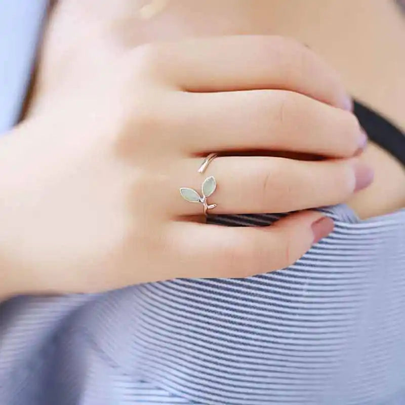 sengpan Hot Sale Korean Green Opal Leaf Leaves 925 Sterling Silver Open Rings for Women Girls Ladys Fashion Jewelry Gift YRI135