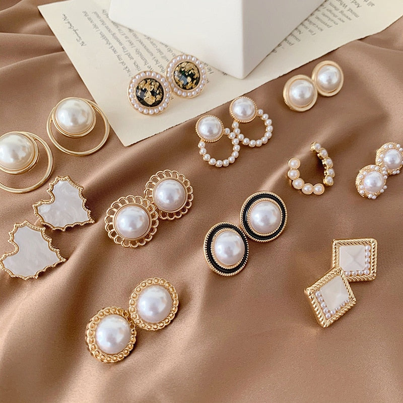 sengpan Korean Design Elegant Simulated Pearl Big Round Clip on Earrings Non Pierced Baroque Pearl Ear Clips for Women Jewelry Wholesale