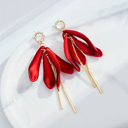 sengpan Christmas gifts ideas New Fashion Tassel Flower Long Dangle Drop Earrings Retro Red Big Petal Statement Earring for Women Bridal Wedding Party Jewelry