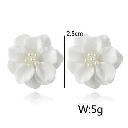 Lianfudai Sexy Woman Black Flower Earrings Party Club Accessories Ear Stud Earrings Fashion Jewelry Korean Pearl Earrings Moda Mujer 2024