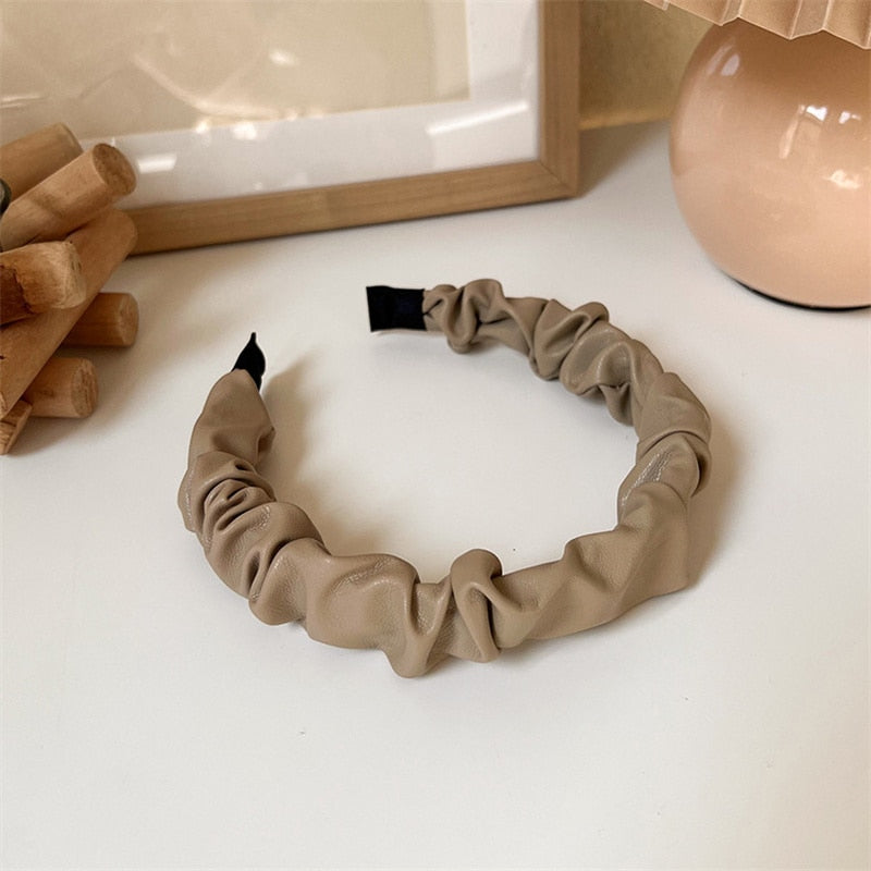 sengpan New Trendy Vintage Brown Leather Pleated Headband Smooth Irregular Geometric Folds Hairpin for Women Party Accessories