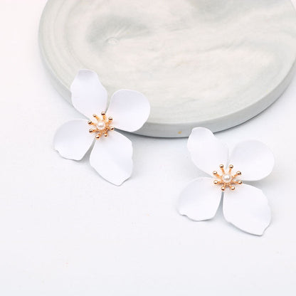 sengpan Boho Cute Flower Earrings for Women Korean Jewelry Kids Girls Gifts Fashion Stud Earring Boucles D'oreilles Aretes De Mujer