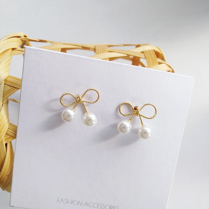 sengpan Sweet Simple Small Alloy Bow Clip on Earrings Earrings Ear Clip Lady Earrings Mini Imitation Pearl Clip Earrings No Piercing