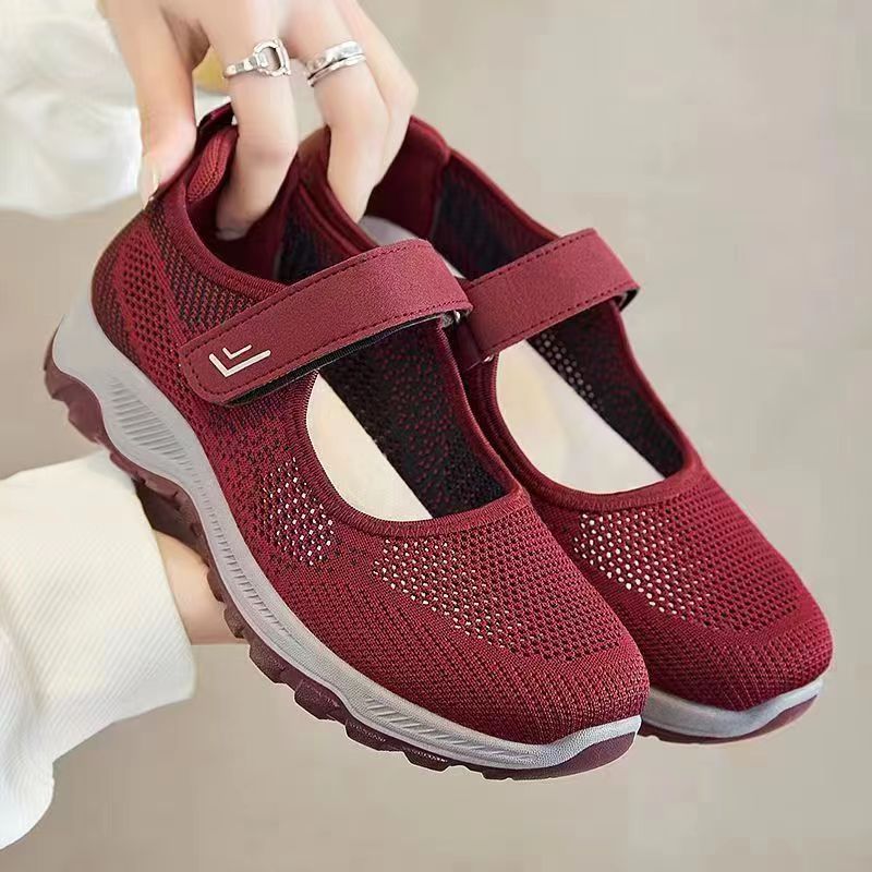 Spring and Summer New Flyknit Mesh Shoes Old Beijing Cloth Shoes Women Comfort and Casual Elderly Walking Shoes Non-Slip Women's Breathable Shoes