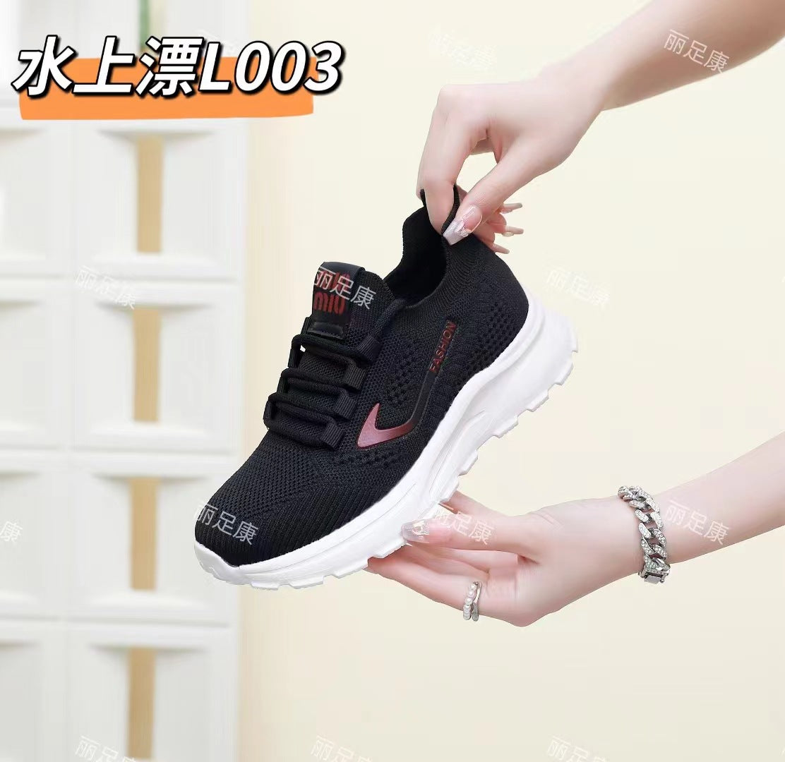 New Casual Pumps Factory Direct Sales Women's Breathable Flyknit Running Shoes Soft Bottom Outdoor Travel Sneakers