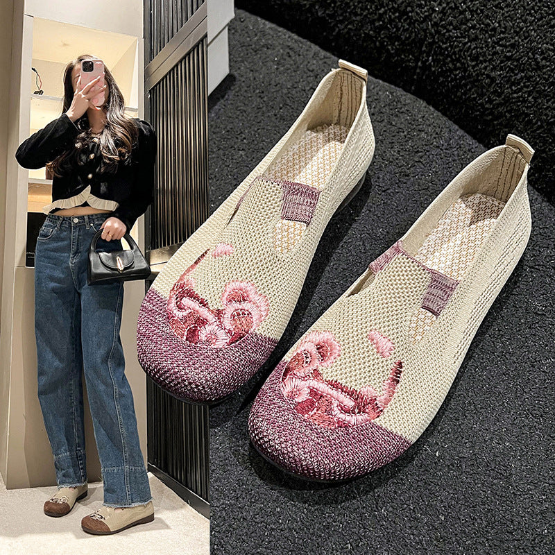 New Embroidered Flower Cloth Shoes Comfort and Casual Mother Shoes Ethnic Style Flat Low-Cut Slip-on Pumps Women's Shoes
