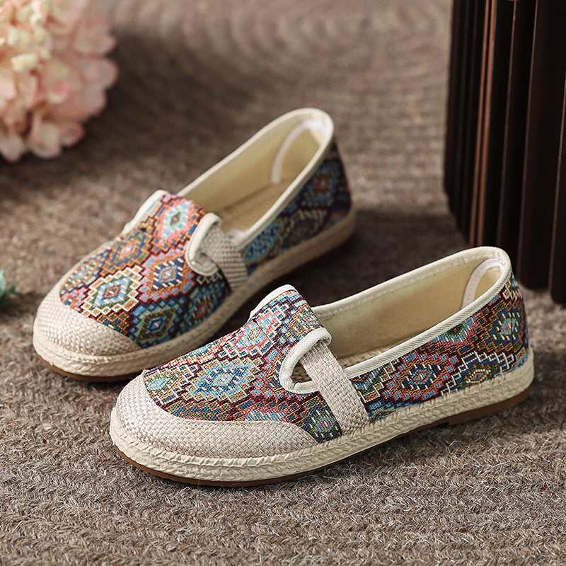 Old Beijing Cloth Shoes Women's Shoes Flat Chinese Style Embroidery Mom Slippers Women's Outer Wear Ethnic Style Closed Toe Cotton Slippers