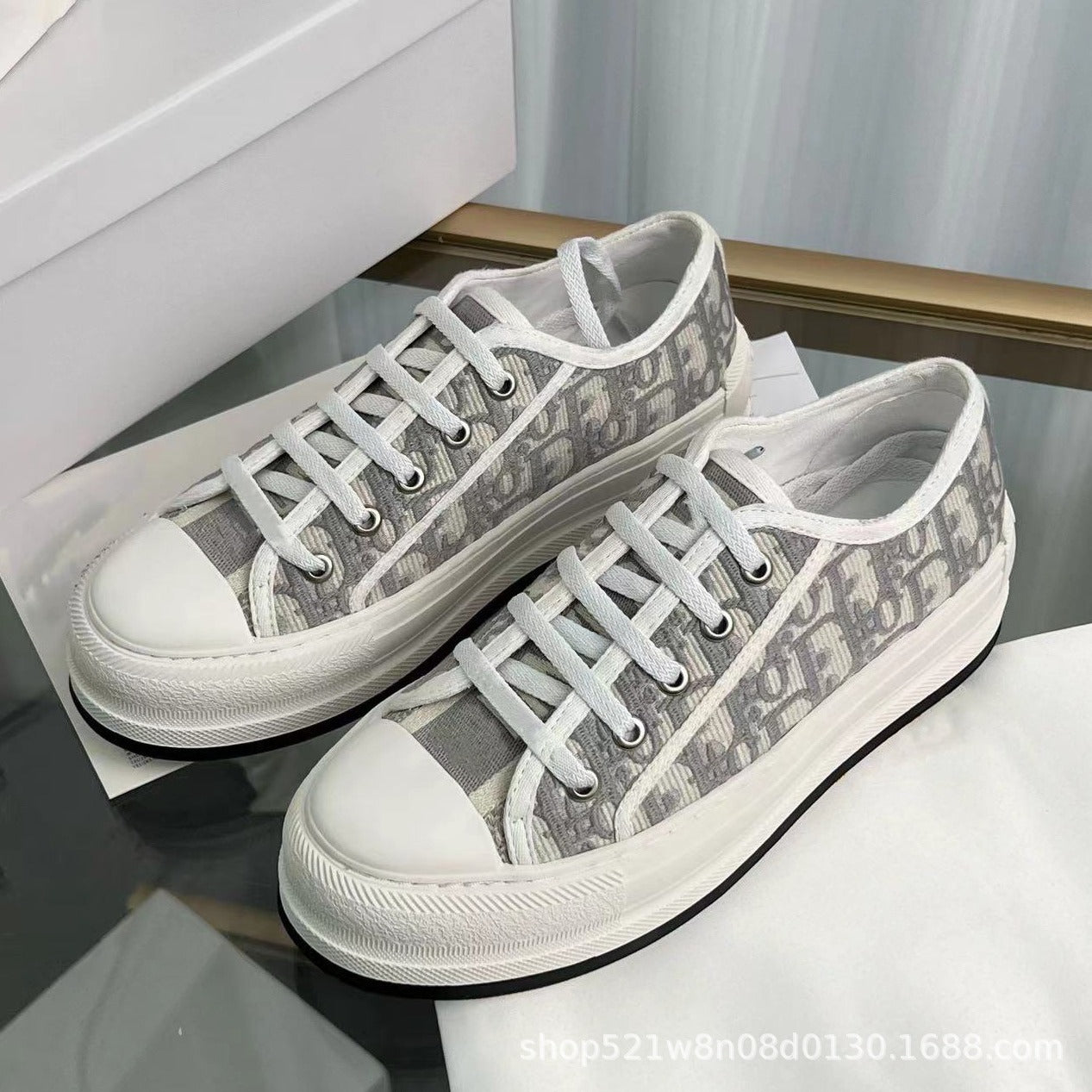 Super Nice High Version ~ D Home Canvas Shoes Classic Presbyopic Embroidered Thick Sole Increased Low Top Lace-up Casual Board Shoes Women
