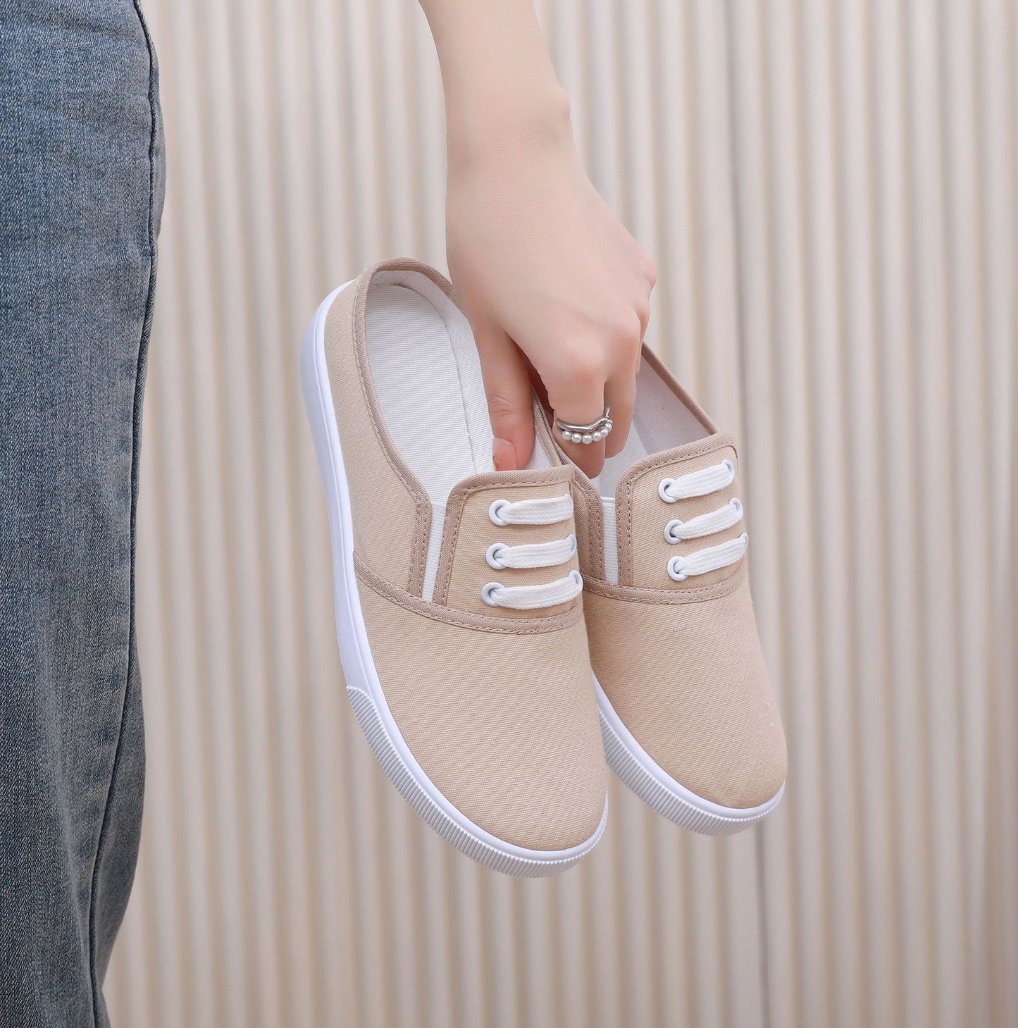 Factory Supply Slip-on Canvas Shoes Flat All-Match Pure White Cloth Shoes Female Nurse Lazy Shoes Casual Students' Shoes