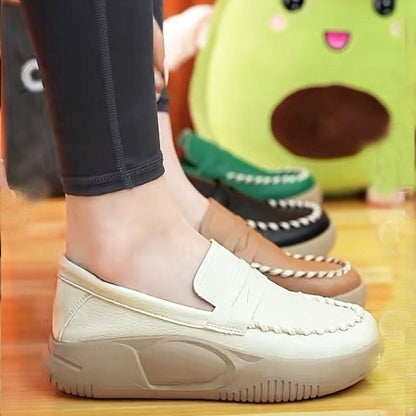 Foreign Trade Platform Women's Soft Leather Shoes  Autumn New Korean Women's Sneaker Slip-on Lofter Rocking Shoes Batch
