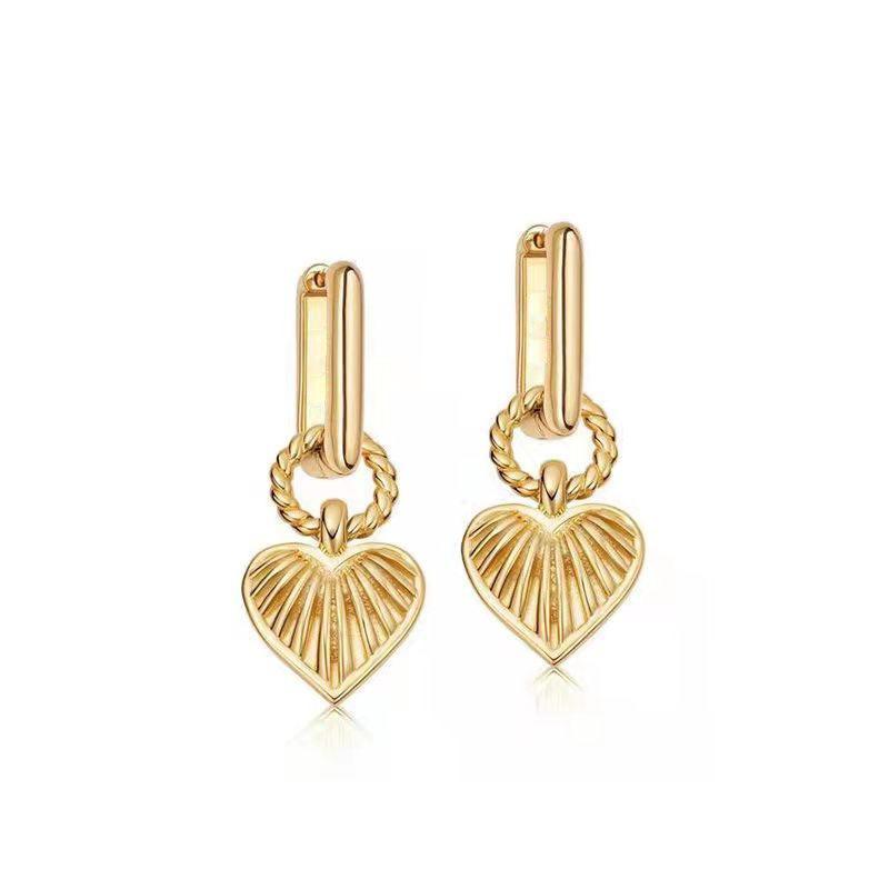 sengpan 2024 New Heart Shaped Textured Carved Long Earrings