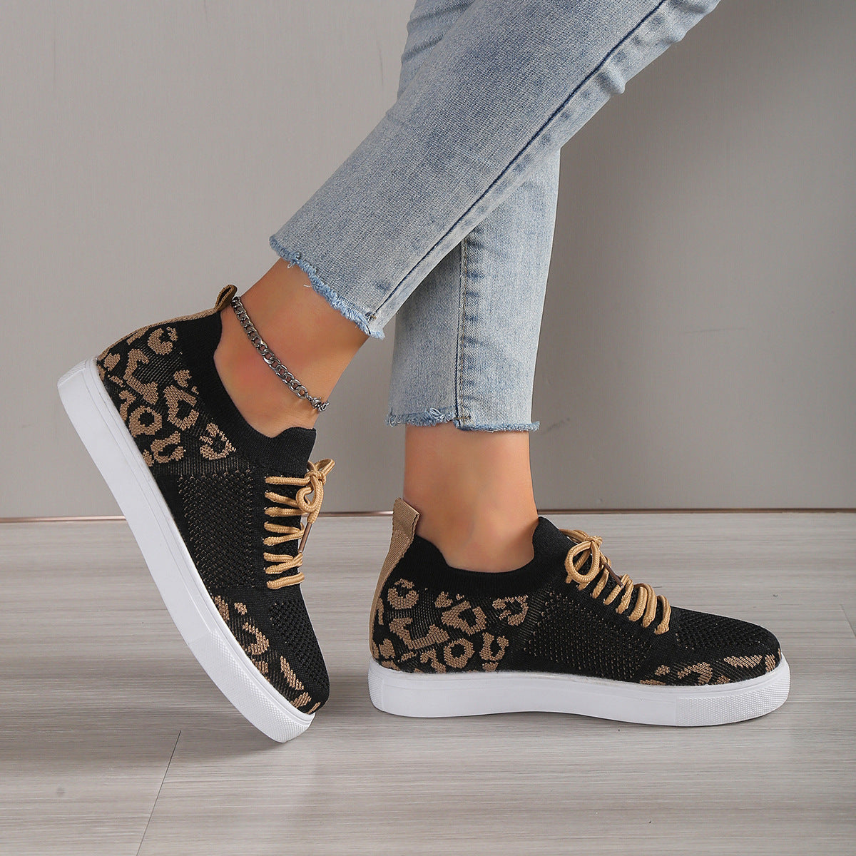 Cross-Border plus Size Women's Casual Sports Single-Layer Shoes  New Leopard Print round Head Lace-up Flat Bottom Comfort Mesh Women's Shoes