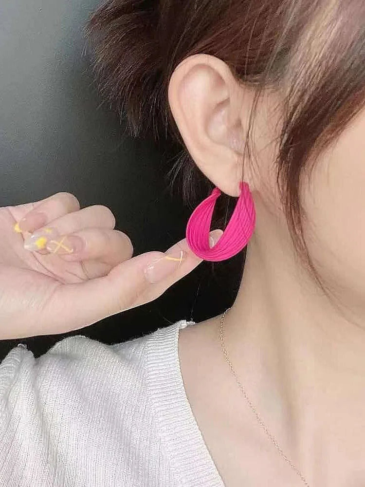 Lianfudai Earrings 2024 New Tide Eardrop Net Red Senior Feeling Temperament Candy Color Ring Earrings Earrings