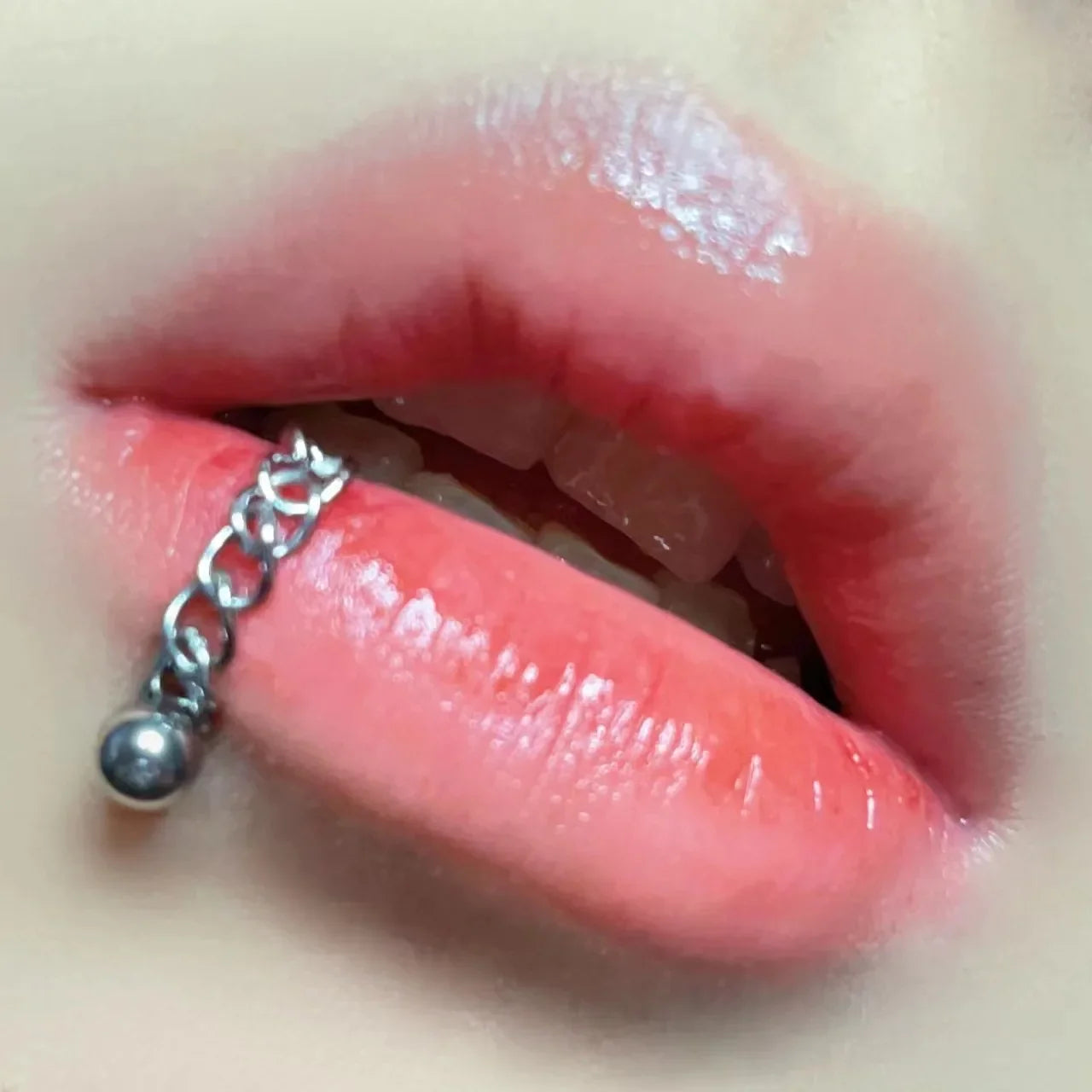 sengpan Chain Lip Ring One Nail Dual Use Ins Men Women Titanium Steel Round Ball Pointed Conical Punk Labret Nail Piercing Wholesale