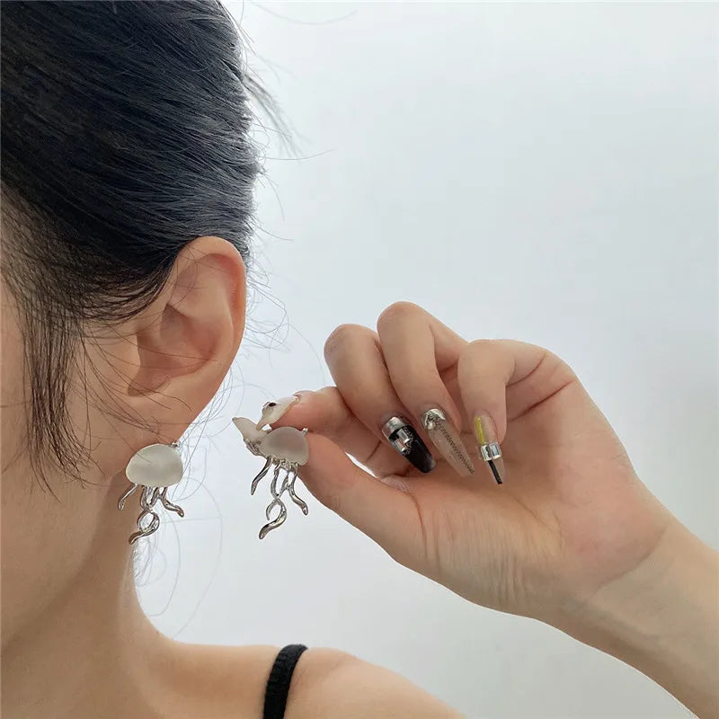 sengpan Fashion Design Floating Jellyfish Matte Crystal Earring Necklace Set Creativity Personality Female Acaleph Stud Earrings Jewelry