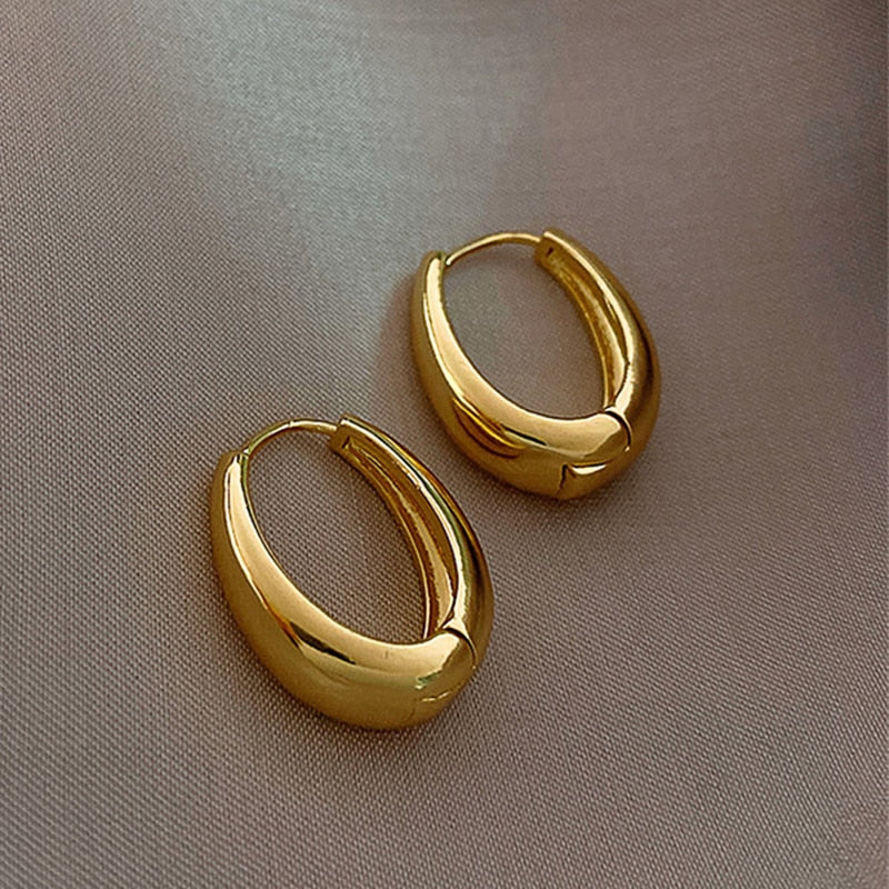 sengpan Classic Style Small Hoop Earrings for Women Simple Design Exquisite Young Girl Gift Wedding Accessories Beautiful Jewelry