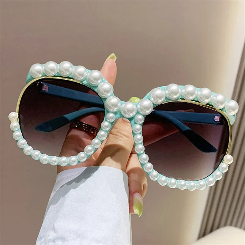 sengpan Fashion Retro Heart-Shaped Imitation Pearl Frame Sunglasses UV400 Women Cat Eye  Eyewear Trendy Beach Party  Sun Glasses