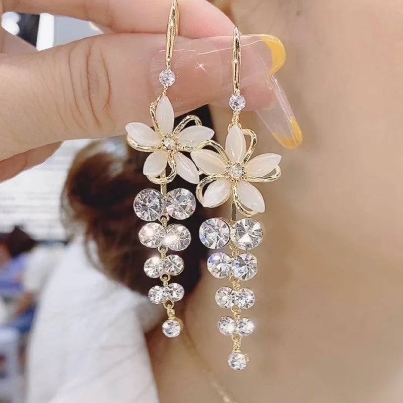 sengpan Luxury Crystal Flower Tassel Drop Earrings for Women Shiny Zircon Opal Long Dangle Earrings Girls Party Wedding Jewelry Gift