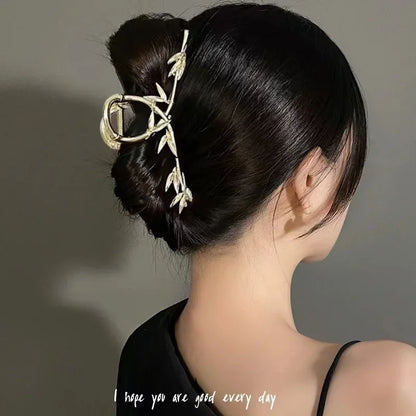 sengpan New Punk Geometric Metal Gold Silver Simple Hair Clip Claw for Women Trendy Large Crab Catches Clamp Korea Headwear Accessories