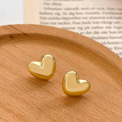 sengpan Korean Trend Metal Heart Stud Earrings for Women Punk Elegant Minimalist Smooth Love Eardrops Girl Party Jewelry Couple Gifts