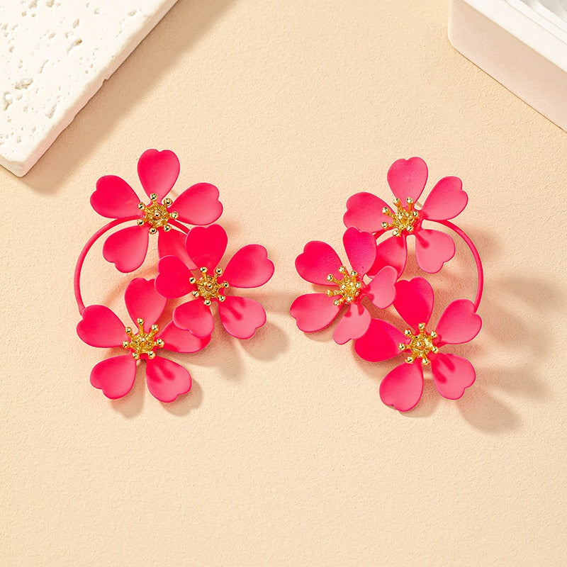 sengpan Bohemian Dangle Earrings Female Romantic Three Camellia Flower Korean Earrings for Women Luxury Designer Fashion Jewelry