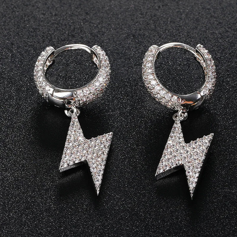 sengpan Retro Goth Bat Zircon Earrings Suitable for Personality Men and Women Punk Rock Hip Hop Earrings Halloween Accessories