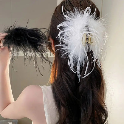 Lianfudai Sweet Ostrich Feather Hair Clip Female White Black Shark Hair Claw Headwear Women Hair Accessories 2023 Summer Hair clip