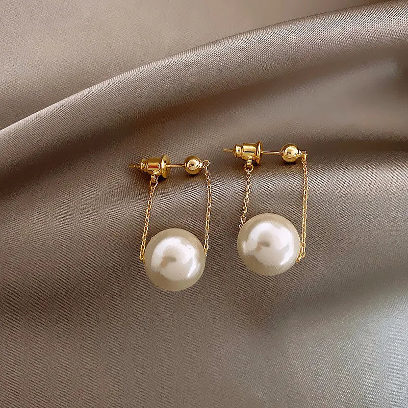 Lianfudai New Cute Pearl Studs Hoop Earrings for Women Gold Color Eardrop Minimalist Tiny Huggies Hoops Wedding Fashion Jewelry