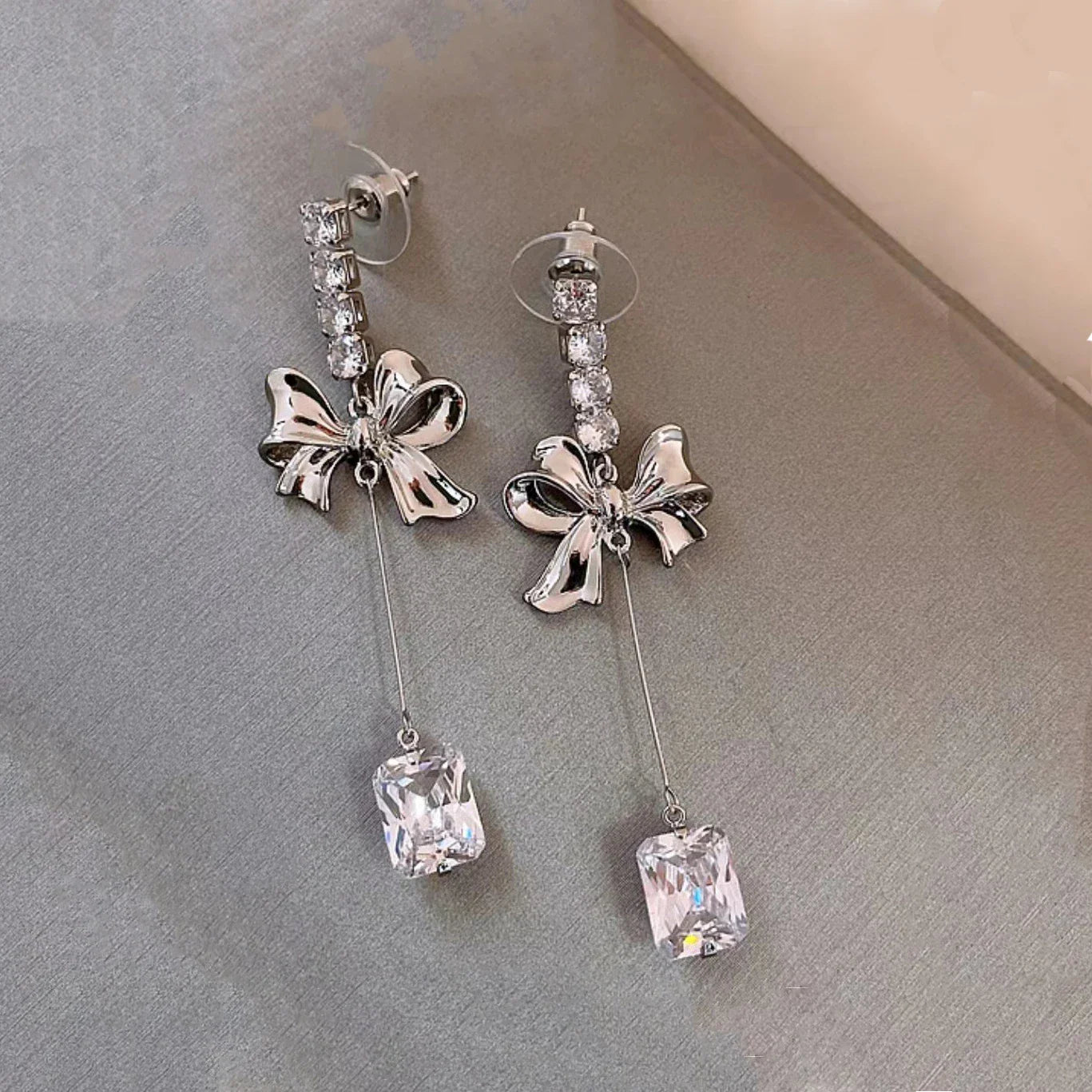 sengpan New Pattern Korean Elegant Cute Rhinestone Butterfly Dangle Earrings for Women Girls Luxury Crystal Tassels Chain Jewelry Gifts