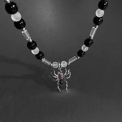 sengpan Punk Spider Pendant Necklaces Halloween Jewelry Women Men Cool Hip-hop Splice String Beaded Clavicle Chain Choker Necklace