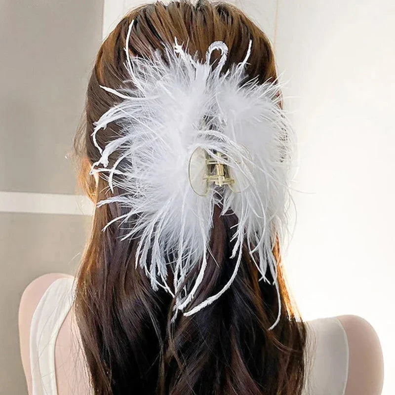 Lianfudai Sweet Ostrich Feather Hair Clip Female White Black Shark Hair Claw Headwear Women Hair Accessories 2023 Summer Hair clip