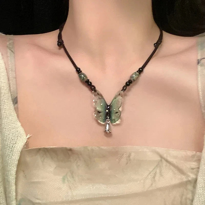 Lianfudai New Chinese style beaded butterfly necklace with a new high-end design niche sweater chain, women's summer collarbone chain