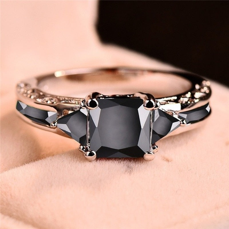 sengpan Delicate Silver Color Trendy Ring for Women Elegant Princess Cut Inlaid Black Zircon Stones Wedding Ring Engagement Jewelry