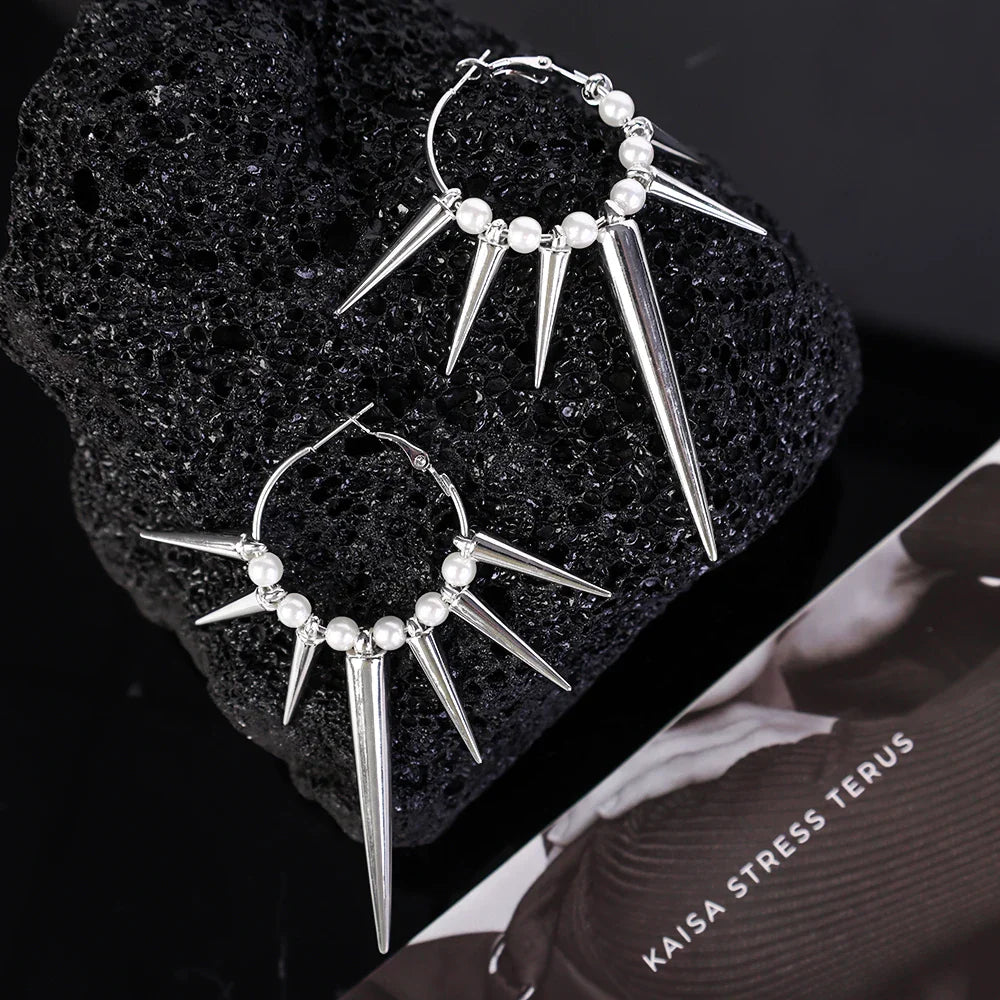 sengpan Punk Rock Thorns Rivets Hoop Earrings Hip Hop Unusual Spikes Circle Earings for Women Lady Party Night Club Dancing Accessories