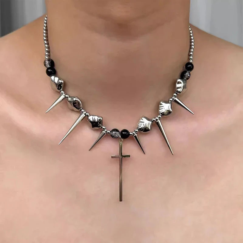 Lianfudai 2024 New Rivet Punk Necklace Geometry Spine Thorny Cross Pendant Irregular Metal Beaded Choker for Women Men Unisex Jewelry