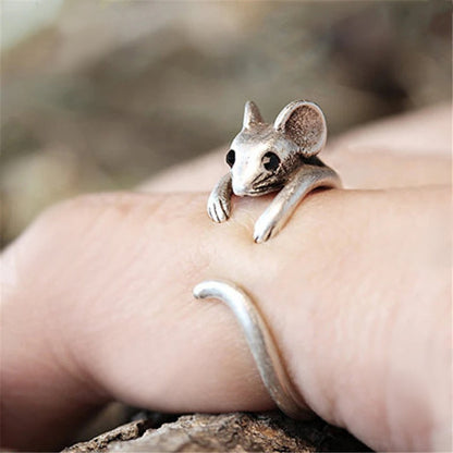 sengpan Fresh Cute Sweet Women Animal Rings Metal Gold Color Personality Jewelry for Female Creative Party Jewelry Statement Gift