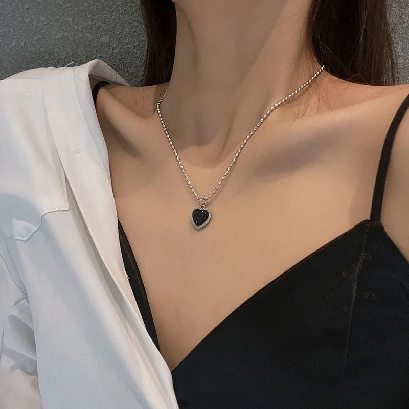 Lianfudai Gothic Heart Love Pendant Necklace for Women 2024 Korean Fashion Vintage Party Jewelry Birthday Gift Kpop One Piece Chain Choker