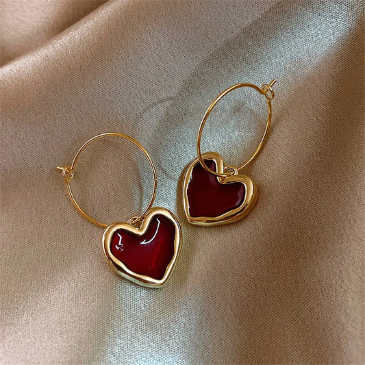 sengpan Sweet Burgundy Enamel Heart Earrings for Women Gold Color Metal Love Peach Hanging Dangle Ear Vintage Jewelry Girl Brincos