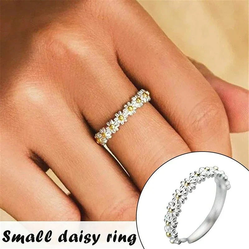 sengpan small Daisy Flowers Ring Women girls Ring Opening Adjustable Crystal Rhinestones Jewelry Wedding Engagement Couple Rings Gift