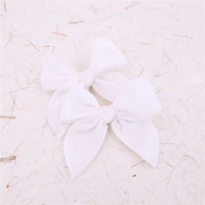 sengpan Small Velvet Fable Bow Hair Clips for Toddler Baby Girl Kids Christmas Velvet Hair Bow Alligator Clips Accessories